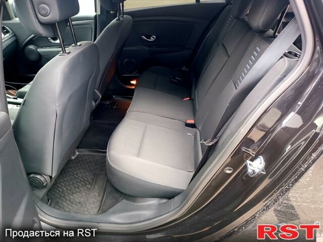 Черный Рено Меган, объемом двигателя 1.6 л и пробегом 199 тыс. км за 6950 $, фото 5 на Automoto.ua