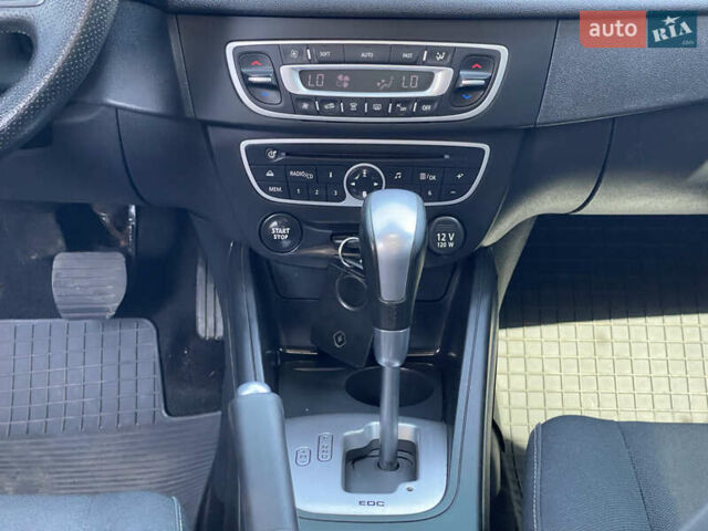 Чорний Рено Меган, об'ємом двигуна 1.5 л та пробігом 291 тис. км за 6999 $, фото 29 на Automoto.ua