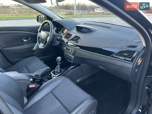 Чорний Рено Меган, об'ємом двигуна 1.5 л та пробігом 249 тис. км за 7600 $, фото 8 на Automoto.ua