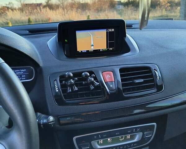 Чорний Рено Меган, об'ємом двигуна 1.46 л та пробігом 244 тис. км за 7200 $, фото 11 на Automoto.ua