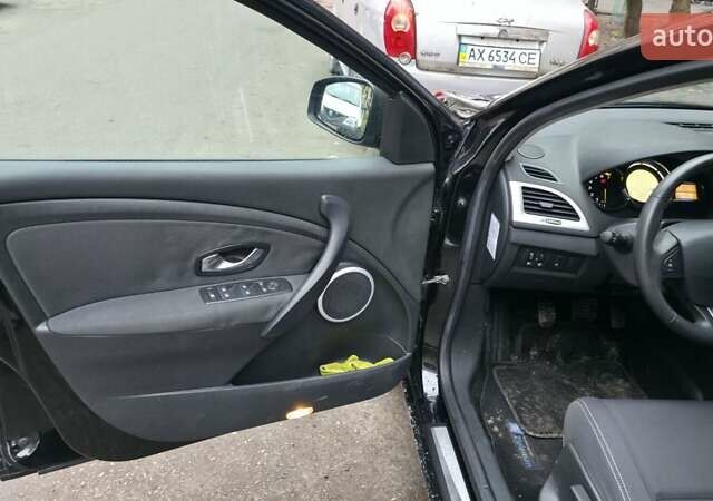 Черный Рено Меган, объемом двигателя 1.6 л и пробегом 212 тыс. км за 8500 $, фото 18 на Automoto.ua