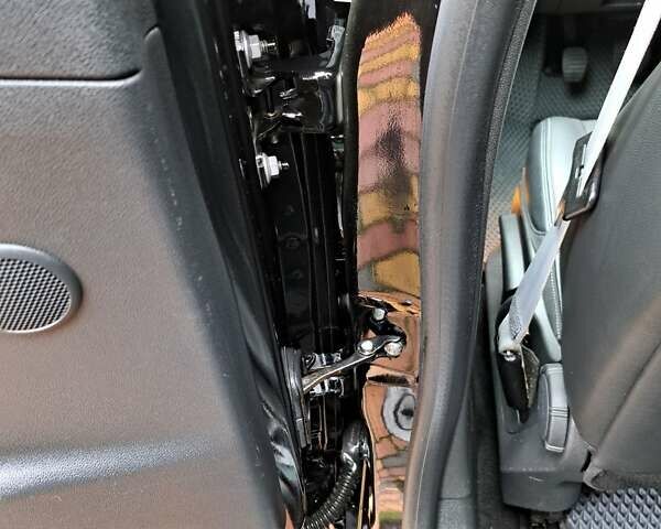 Черный Рено Меган, объемом двигателя 1.46 л и пробегом 249 тыс. км за 7650 $, фото 115 на Automoto.ua