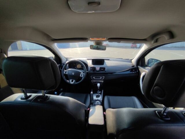 Чорний Рено Меган, об'ємом двигуна 1.5 л та пробігом 352 тис. км за 5300 $, фото 3 на Automoto.ua