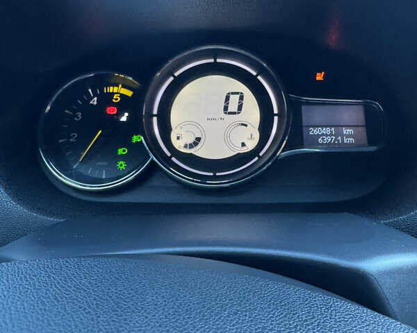 Черный Рено Меган, объемом двигателя 1.87 л и пробегом 261 тыс. км за 7200 $, фото 25 на Automoto.ua