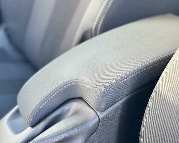 Чорний Рено Меган, об'ємом двигуна 1.6 л та пробігом 213 тис. км за 7500 $, фото 36 на Automoto.ua