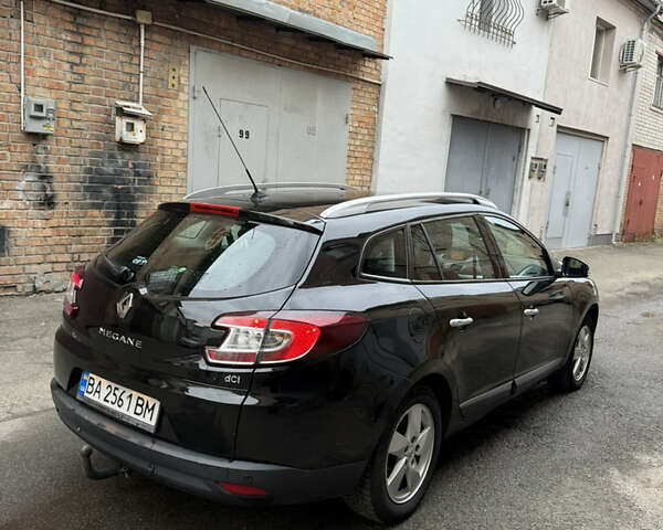 Рено Меган 2011 в Киеве на Automoto.ua Черный Рено Меган, объемом двигателя 1.46 л и пробегом 299 тыс. км за 6850 $, фото 11 на Automoto.ua