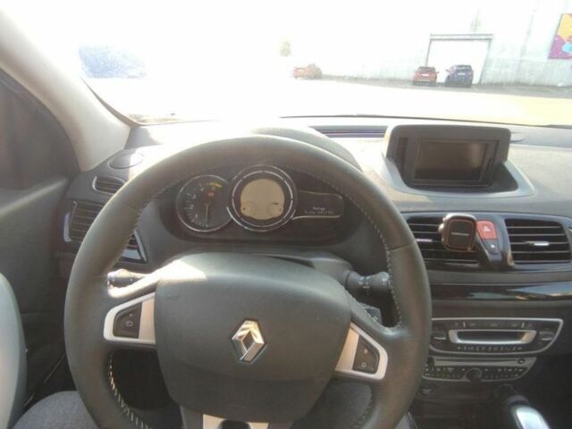 Чорний Рено Меган, об'ємом двигуна 1.5 л та пробігом 352 тис. км за 5300 $, фото 4 на Automoto.ua