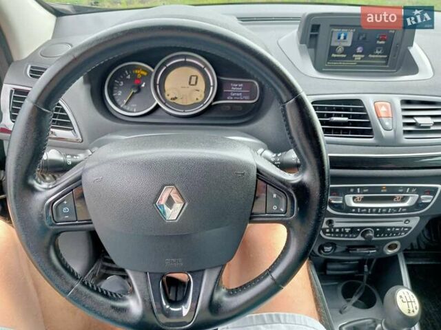 Черный Рено Меган, объемом двигателя 1.46 л и пробегом 198 тыс. км за 6600 $, фото 26 на Automoto.ua