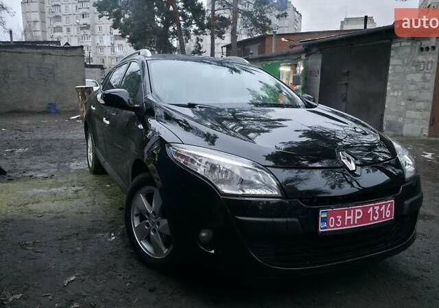 Черный Рено Меган, объемом двигателя 1.6 л и пробегом 212 тыс. км за 8500 $, фото 3 на Automoto.ua