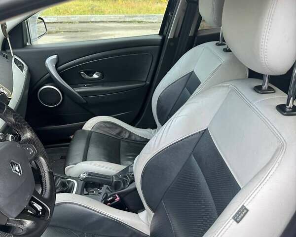 Черный Рено Меган, объемом двигателя 1.46 л и пробегом 343 тыс. км за 6300 $, фото 13 на Automoto.ua