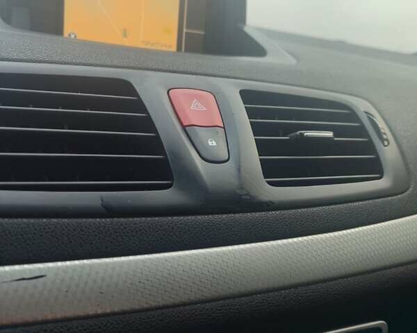 Черный Рено Меган, объемом двигателя 1.46 л и пробегом 267 тыс. км за 7200 $, фото 30 на Automoto.ua