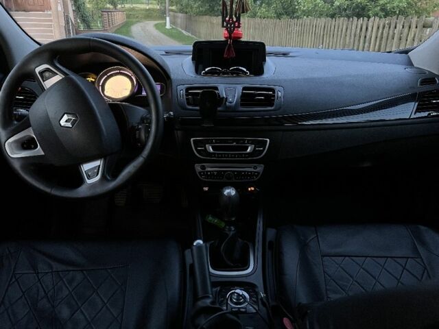 Черный Рено Меган, объемом двигателя 1.5 л и пробегом 296 тыс. км за 5800 $, фото 7 на Automoto.ua