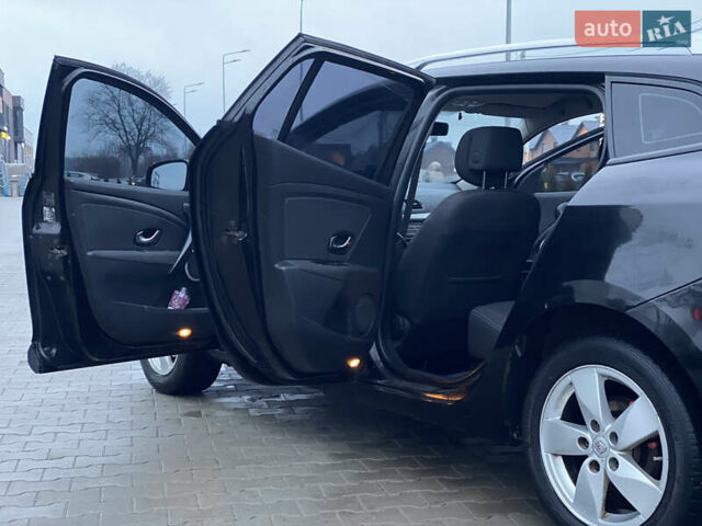Черный Рено Меган, объемом двигателя 1.46 л и пробегом 282 тыс. км за 6200 $, фото 11 на Automoto.ua