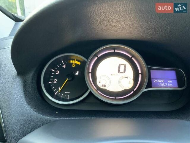 Черный Рено Меган, объемом двигателя 1.46 л и пробегом 262 тыс. км за 7000 $, фото 30 на Automoto.ua