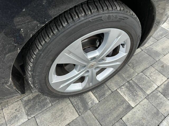 Черный Рено Меган, объемом двигателя 1.5 л и пробегом 213 тыс. км за 9200 $, фото 15 на Automoto.ua