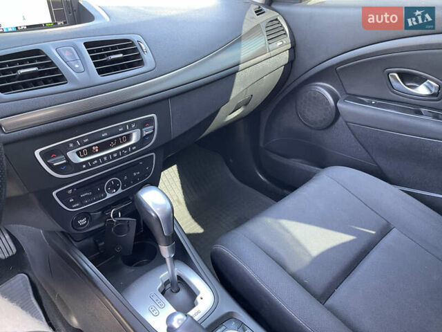 Чорний Рено Меган, об'ємом двигуна 1.5 л та пробігом 291 тис. км за 6999 $, фото 30 на Automoto.ua