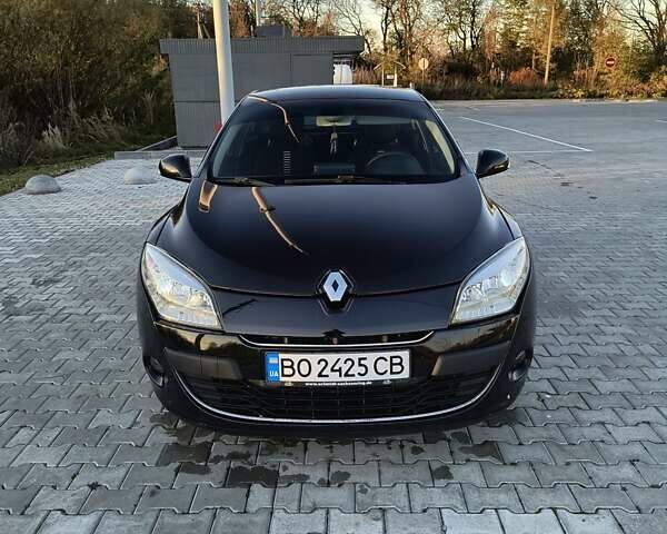 Черный Рено Меган, объемом двигателя 1.46 л и пробегом 244 тыс. км за 7200 $, фото 4 на Automoto.ua