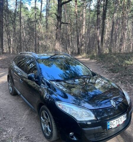 Черный Рено Меган, объемом двигателя 1.5 л и пробегом 225 тыс. км за 7700 $, фото 1 на Automoto.ua