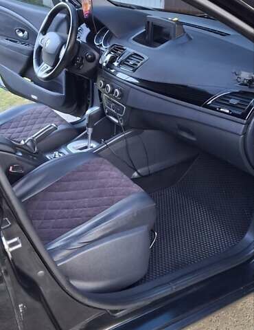 Чорний Рено Меган, об'ємом двигуна 1.46 л та пробігом 321 тис. км за 6999 $, фото 20 на Automoto.ua