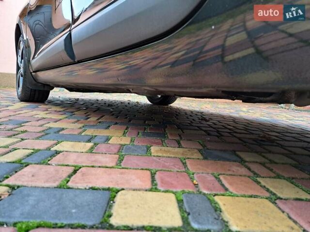 Черный Рено Меган, объемом двигателя 1.46 л и пробегом 249 тыс. км за 7650 $, фото 31 на Automoto.ua