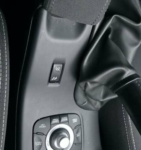 Черный Рено Меган, объемом двигателя 1.6 л и пробегом 212 тыс. км за 8500 $, фото 31 на Automoto.ua