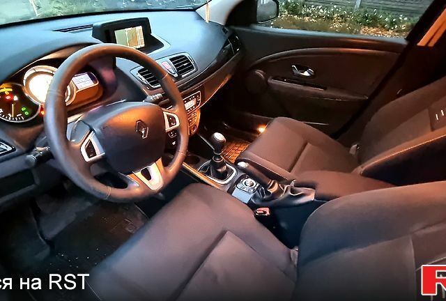 Черный Рено Меган, объемом двигателя 1.5 л и пробегом 240 тыс. км за 7200 $, фото 6 на Automoto.ua