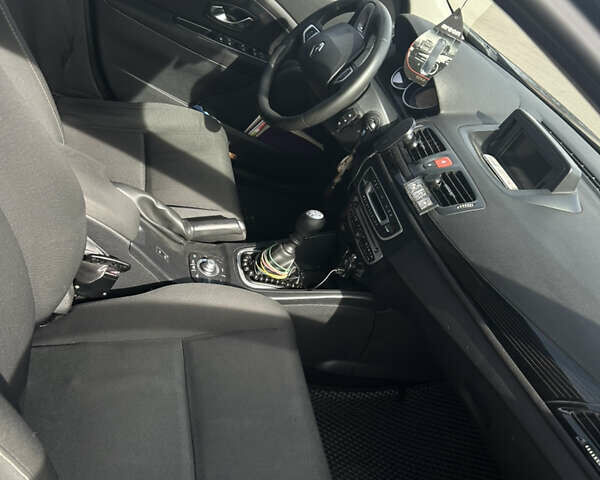 Черный Рено Меган, объемом двигателя 1.5 л и пробегом 290 тыс. км за 6900 $, фото 7 на Automoto.ua