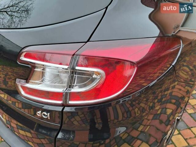 Черный Рено Меган, объемом двигателя 1.46 л и пробегом 249 тыс. км за 7650 $, фото 48 на Automoto.ua