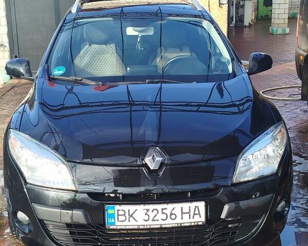 Черный Рено Меган, объемом двигателя 1.46 л и пробегом 227 тыс. км за 7200 $, фото 1 на Automoto.ua