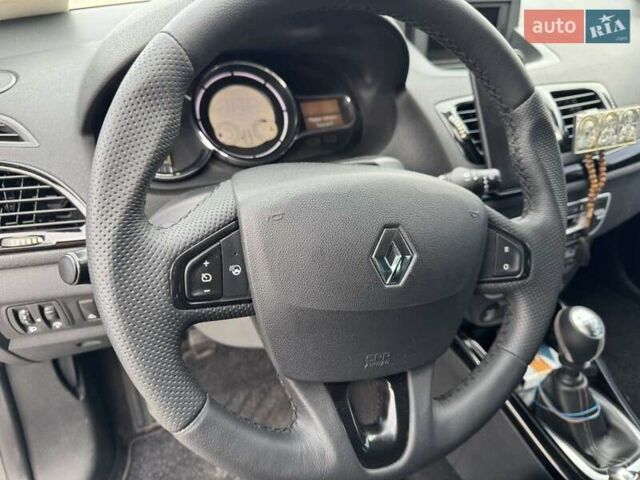 Чорний Рено Меган, об'ємом двигуна 1.87 л та пробігом 220 тис. км за 7600 $, фото 8 на Automoto.ua