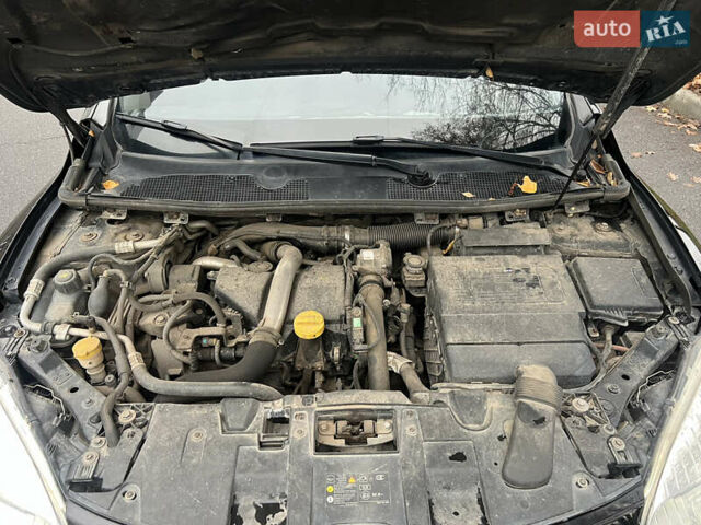 Черный Рено Меган, объемом двигателя 1.46 л и пробегом 282 тыс. км за 6400 $, фото 25 на Automoto.ua