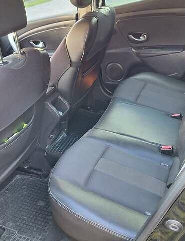 Черный Рено Меган, объемом двигателя 1.46 л и пробегом 281 тыс. км за 7399 $, фото 7 на Automoto.ua