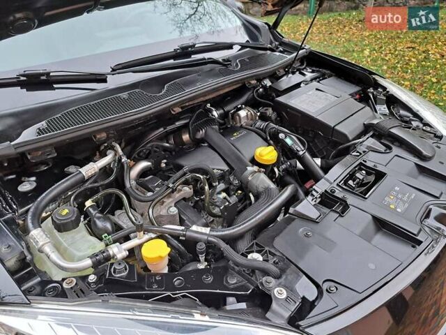 Черный Рено Меган, объемом двигателя 1.46 л и пробегом 249 тыс. км за 7650 $, фото 161 на Automoto.ua