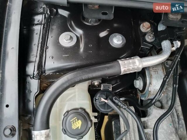 Черный Рено Меган, объемом двигателя 1.4 л и пробегом 225 тыс. км за 7500 $, фото 18 на Automoto.ua