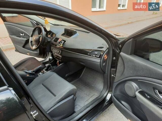 Чорний Рено Меган, об'ємом двигуна 1.5 л та пробігом 373 тис. км за 6950 $, фото 15 на Automoto.ua