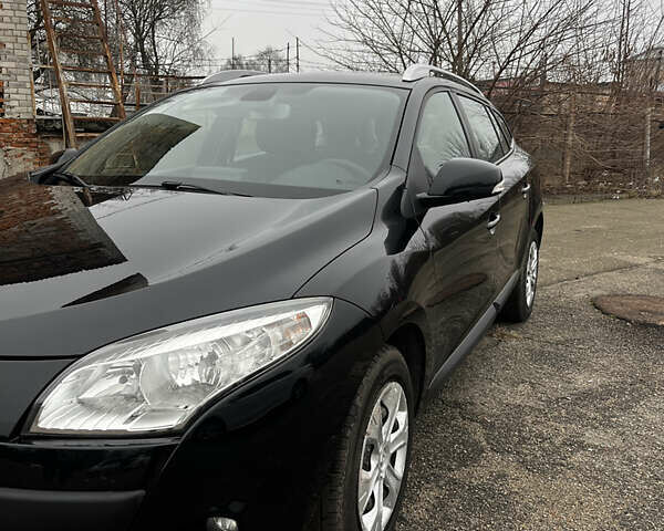 Черный Рено Меган, объемом двигателя 1.6 л и пробегом 219 тыс. км за 7450 $, фото 12 на Automoto.ua