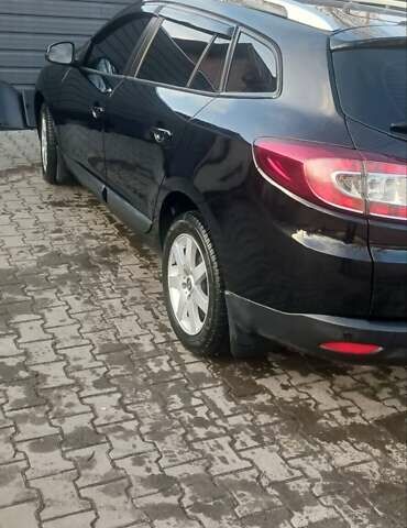 Черный Рено Меган, объемом двигателя 1.5 л и пробегом 202 тыс. км за 7700 $, фото 3 на Automoto.ua