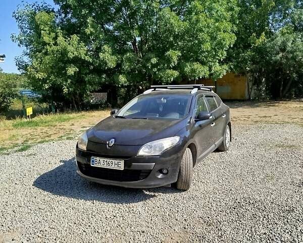 Черный Рено Меган, объемом двигателя 1.46 л и пробегом 230 тыс. км за 7500 $, фото 2 на Automoto.ua