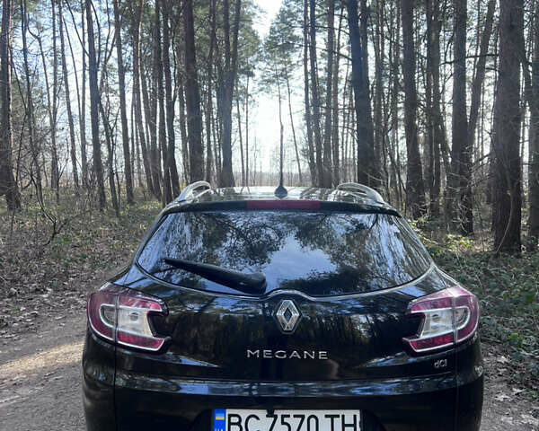 Чорний Рено Меган, об'ємом двигуна 1.46 л та пробігом 220 тис. км за 7300 $, фото 3 на Automoto.ua