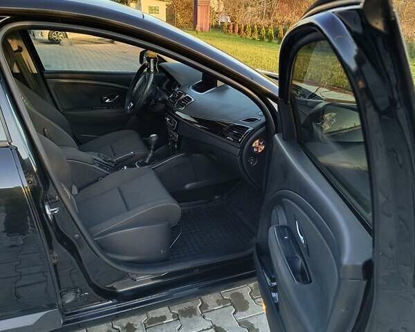 Черный Рено Меган, объемом двигателя 1.46 л и пробегом 244 тыс. км за 7200 $, фото 17 на Automoto.ua