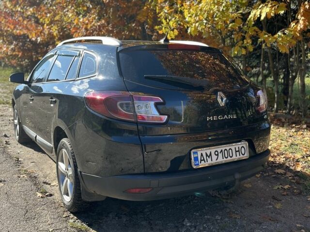 Рено Меган 2011 у Бердичеве на Automoto.ua Чорний Рено Меган, об'ємом двигуна 1.5 л та пробігом 315 тис. км за 6350 $, фото 3 на Automoto.ua