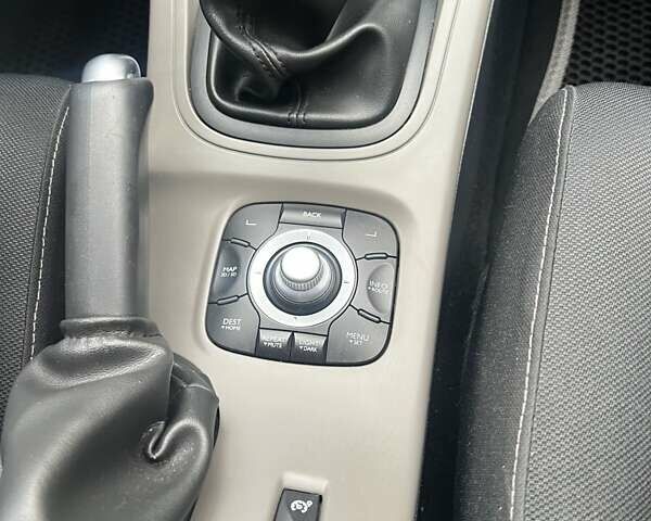 Чорний Рено Меган, об'ємом двигуна 1.6 л та пробігом 146 тис. км за 8200 $, фото 12 на Automoto.ua