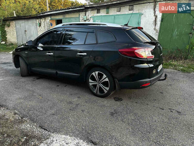 Черный Рено Меган, объемом двигателя 1.46 л и пробегом 232 тыс. км за 7700 $, фото 2 на Automoto.ua