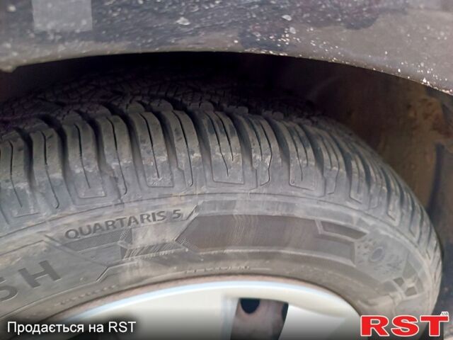 Черный Рено Меган, объемом двигателя 1.6 л и пробегом 199 тыс. км за 6950 $, фото 12 на Automoto.ua