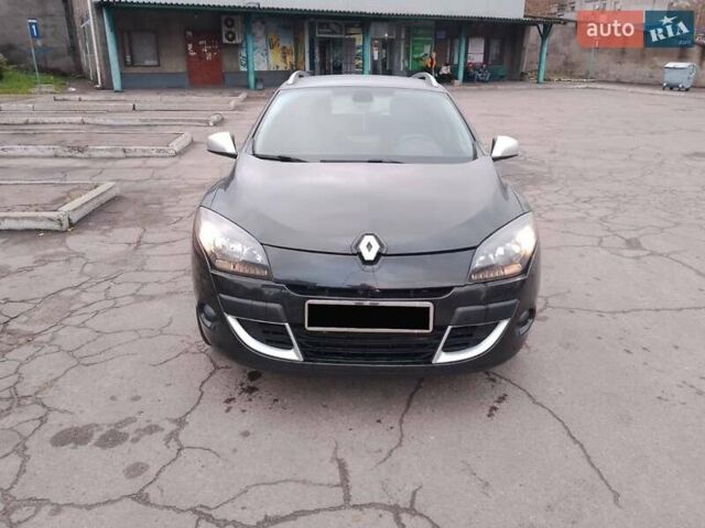 Черный Рено Меган, объемом двигателя 1.4 л и пробегом 225 тыс. км за 7500 $, фото 2 на Automoto.ua