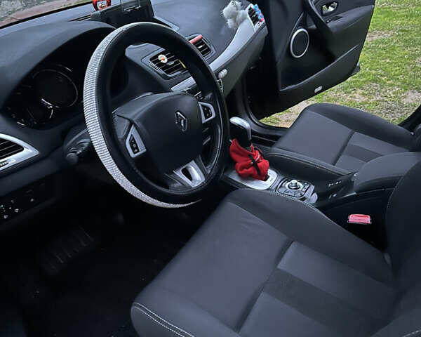 Чорний Рено Меган, об'ємом двигуна 1.5 л та пробігом 232 тис. км за 7300 $, фото 5 на Automoto.ua