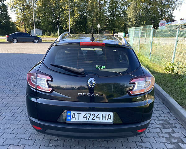 Черный Рено Меган, объемом двигателя 1.46 л и пробегом 300 тыс. км за 7000 $, фото 2 на Automoto.ua