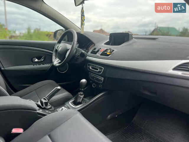 Черный Рено Меган, объемом двигателя 1.46 л и пробегом 267 тыс. км за 7200 $, фото 30 на Automoto.ua