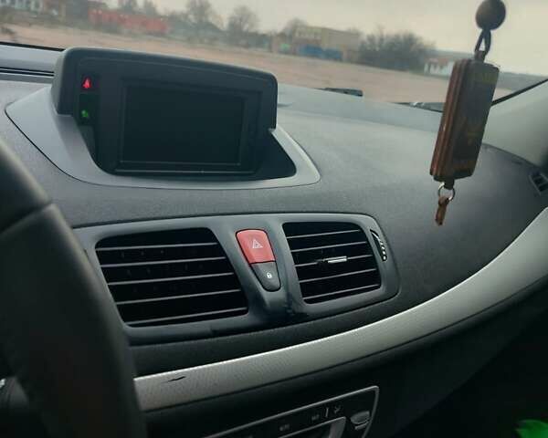 Черный Рено Меган, объемом двигателя 1.46 л и пробегом 267 тыс. км за 7200 $, фото 26 на Automoto.ua