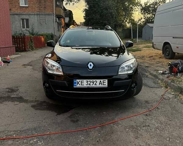 Черный Рено Меган, объемом двигателя 1.4 л и пробегом 170 тыс. км за 7150 $, фото 2 на Automoto.ua